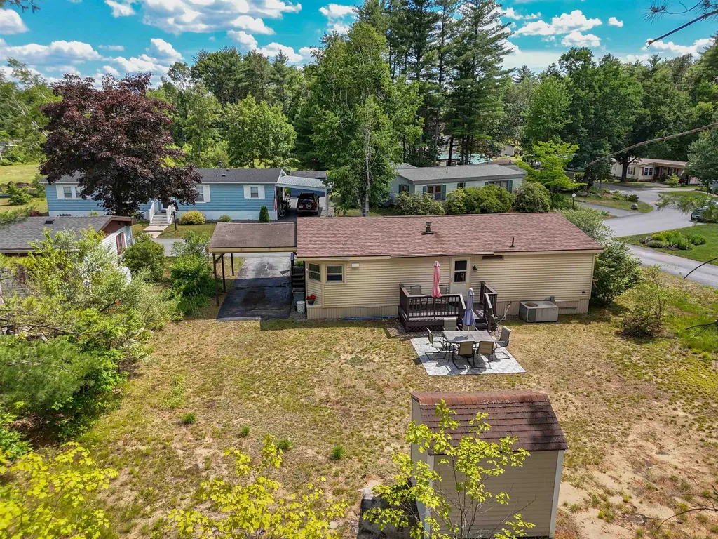 30 Country Way Goffstown NH 03045