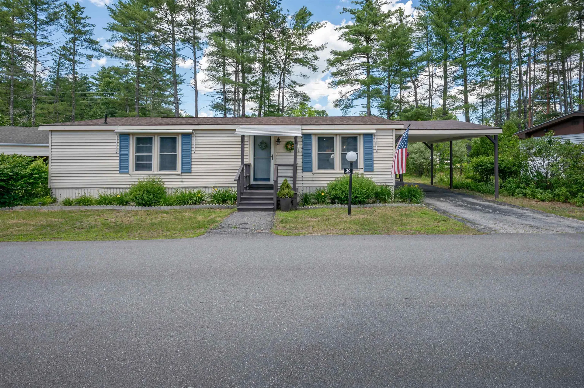 30 Country Way Goffstown NH 03045