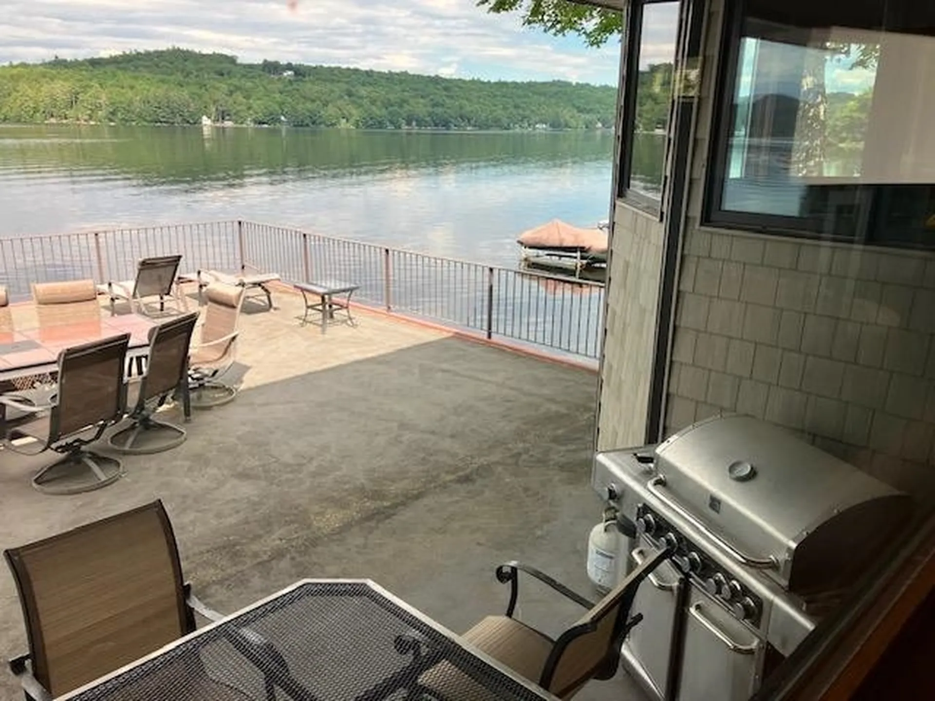 20 Bonardi Drive Enfield NH 03748