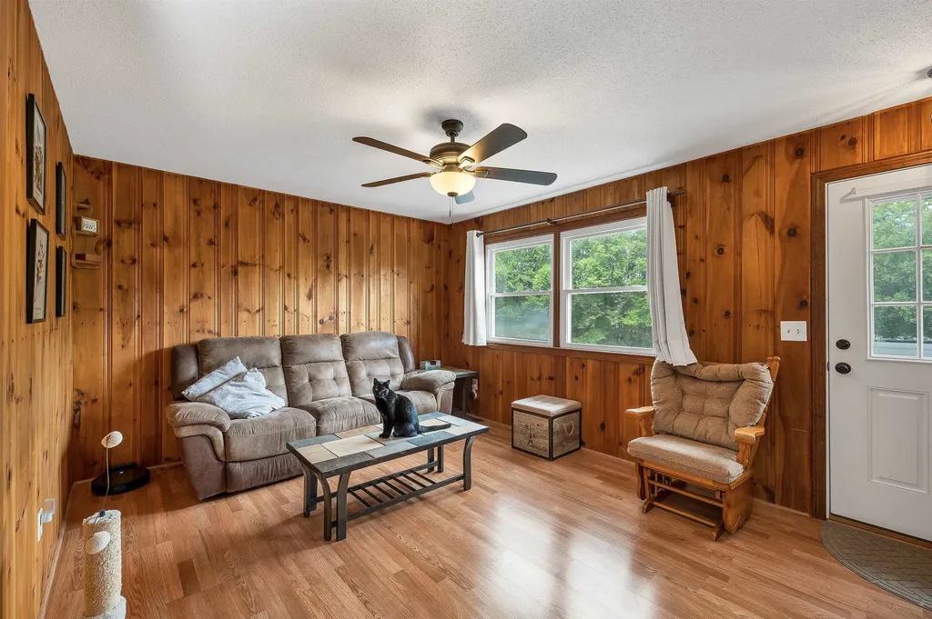 185 Summit Street Franklin NH 03235