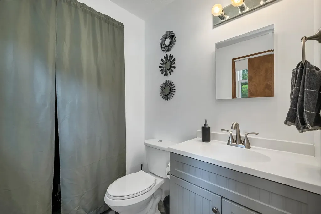 185 Summit Street Franklin NH 03235