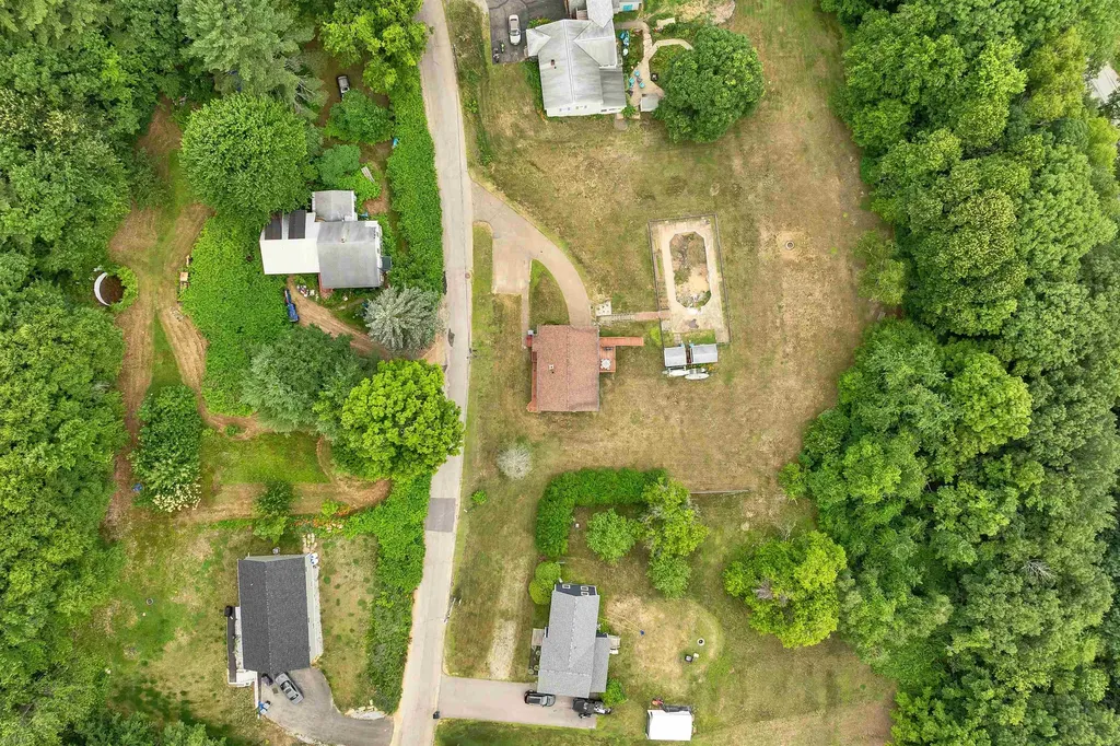 185 Summit Street Franklin NH 03235