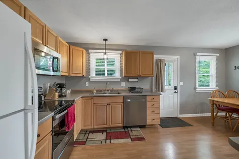 185 Summit Street Franklin NH 03235