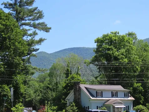 14 The Lane Stamford VT 05352