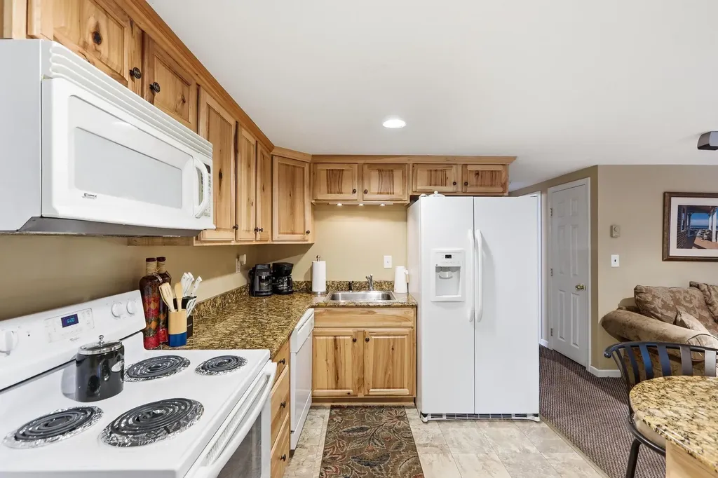 30 Hickory Lane Moultonborough NH 03254