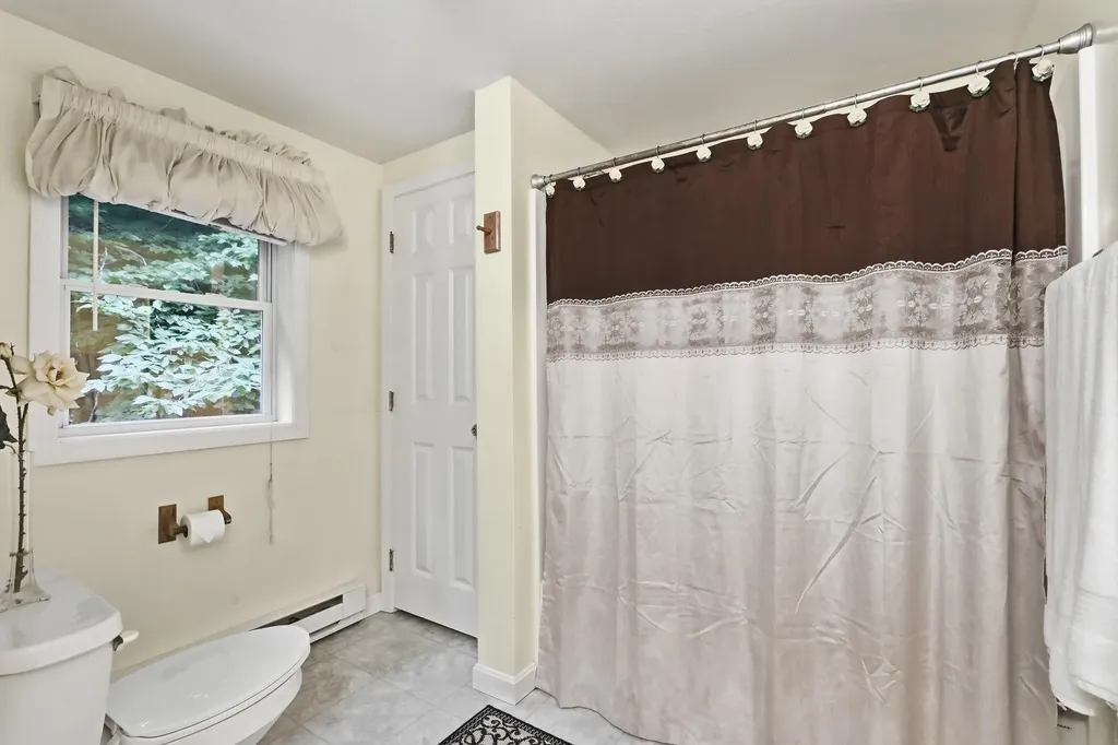 30 Hickory Lane Moultonborough NH 03254