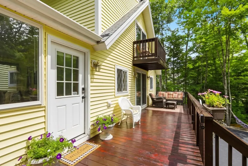 30 Hickory Lane Moultonborough NH 03254