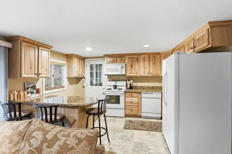 30 Hickory Lane Moultonborough NH 03254