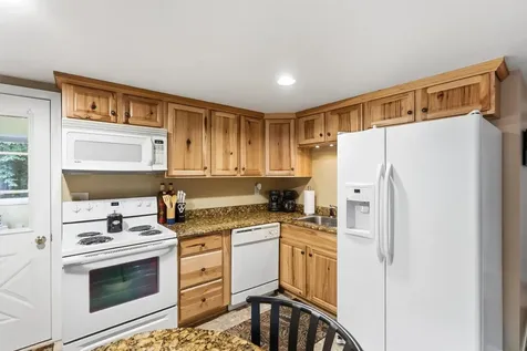 30 Hickory Lane Moultonborough NH 03254
