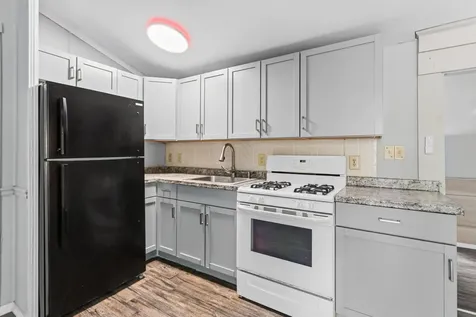 194 Buckley Road Weare NH 03281