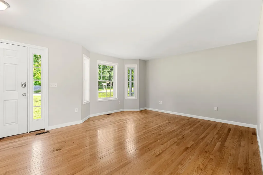 59 Windham Road Hudson NH 03051