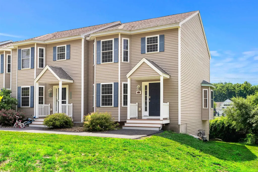 59 Windham Road Hudson NH 03051