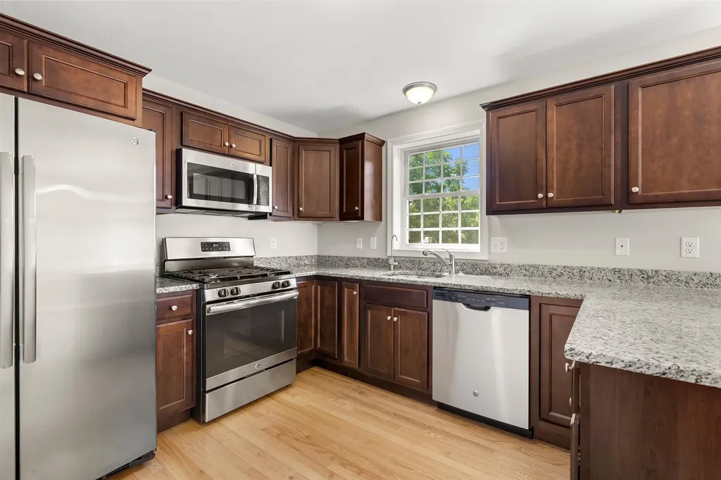 59 Windham Road Hudson NH 03051