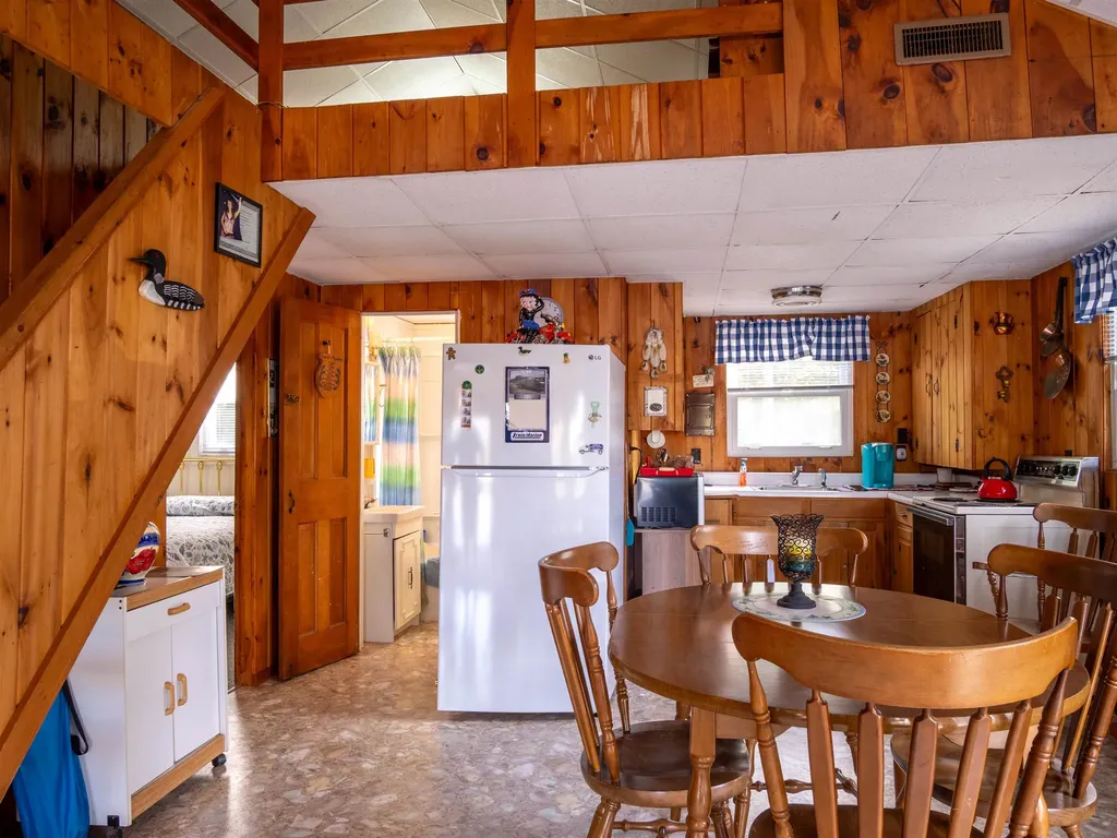 16 Hideaway Lane Milton NH 03851