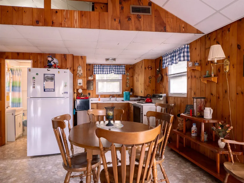 16 Hideaway Lane Milton NH 03851