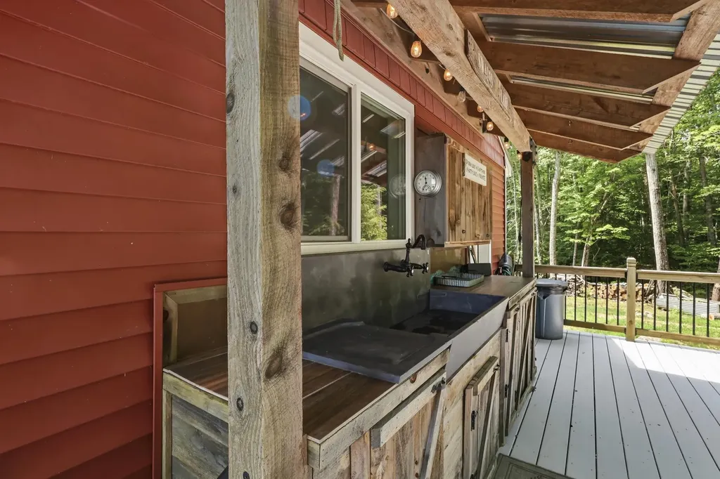 470 Mica Point Road Barrington NH 03825