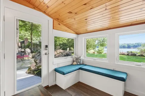 470 Mica Point Road Barrington NH 03825