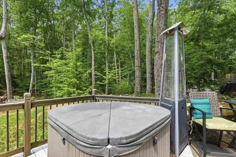 470 Mica Point Road Barrington NH 03825