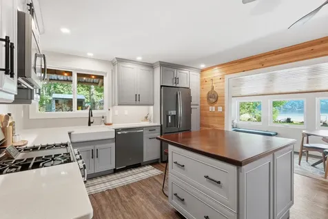 470 Mica Point Road Barrington NH 03825