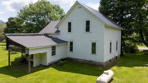 86 Hinesburg Hollow Road Huntington VT 05462