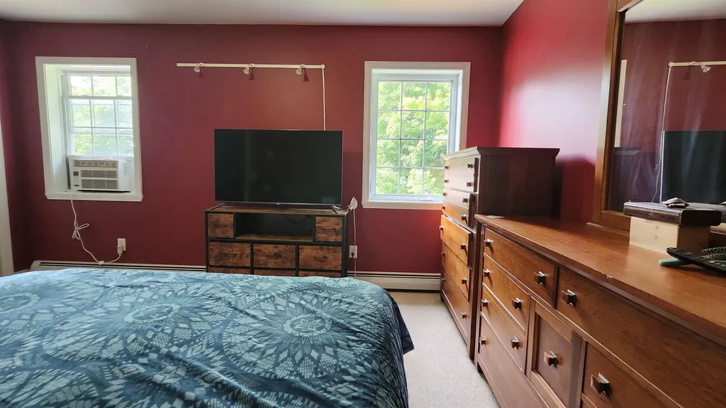 31 Twin Court St. Albans Town VT 05478