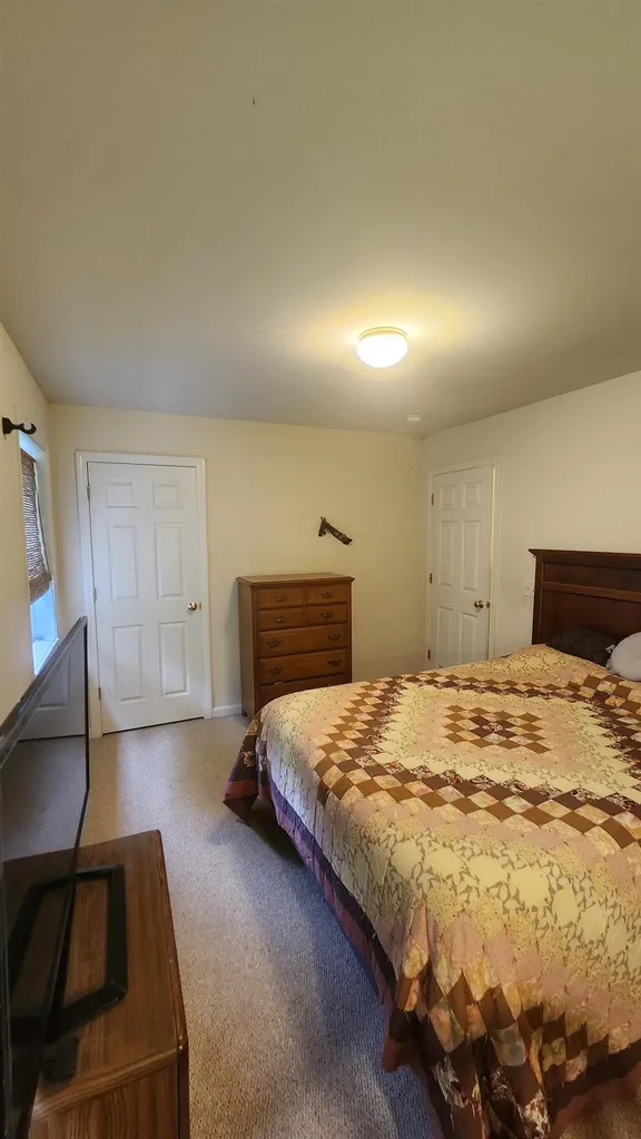 31 Twin Court St. Albans Town VT 05478
