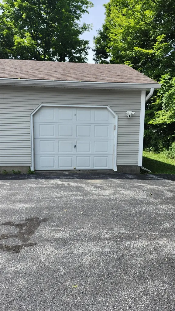 31 Twin Court St. Albans Town VT 05478