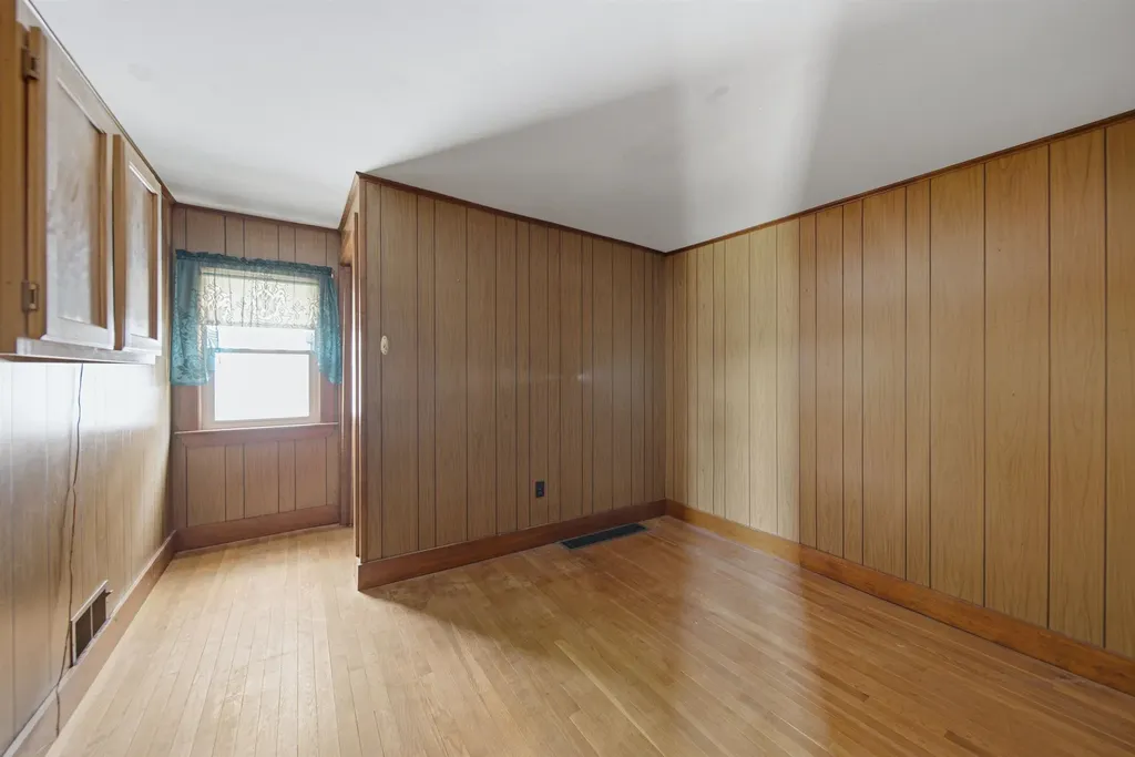66 Amherst Street Nashua NH 03064