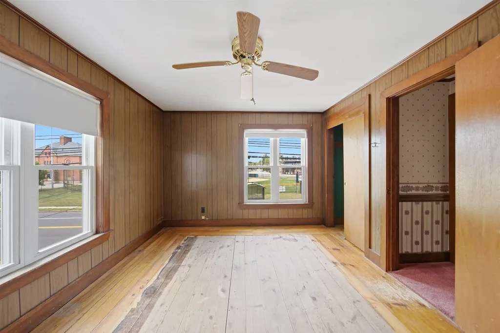 66 Amherst Street Nashua NH 03064