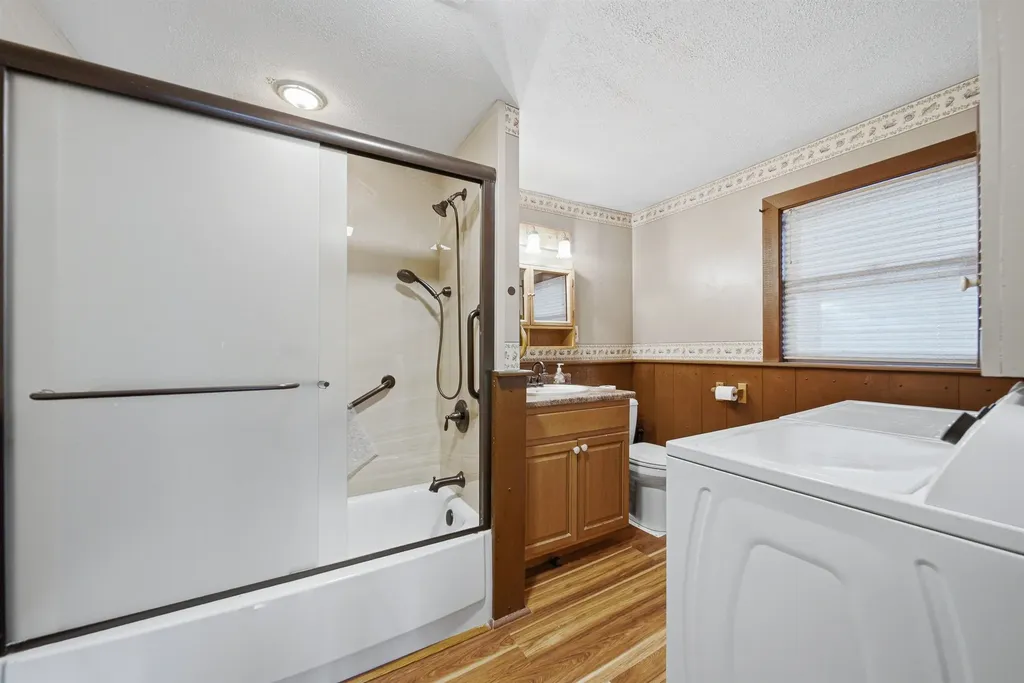 66 Amherst Street Nashua NH 03064