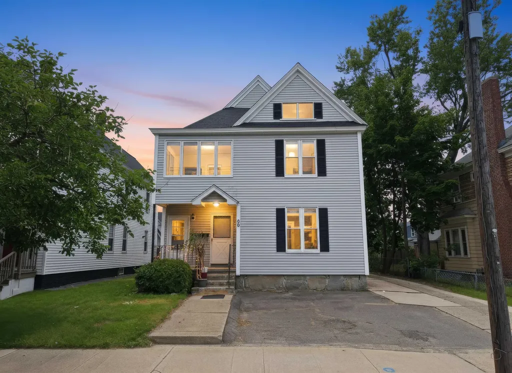 66 Amherst Street Nashua NH 03064
