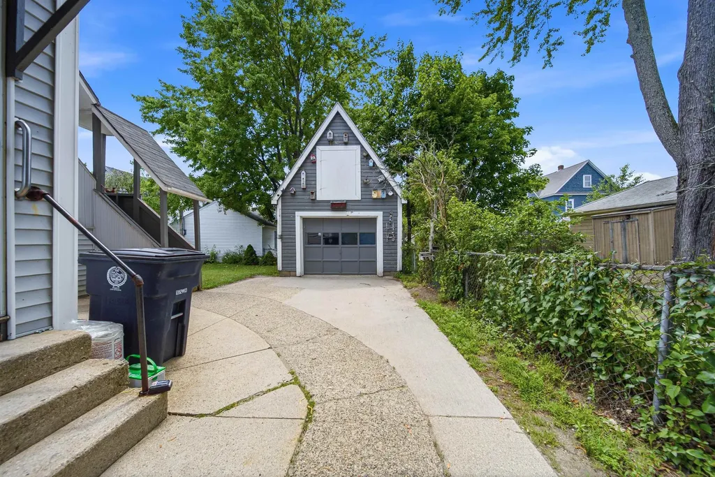66 Amherst Street Nashua NH 03064
