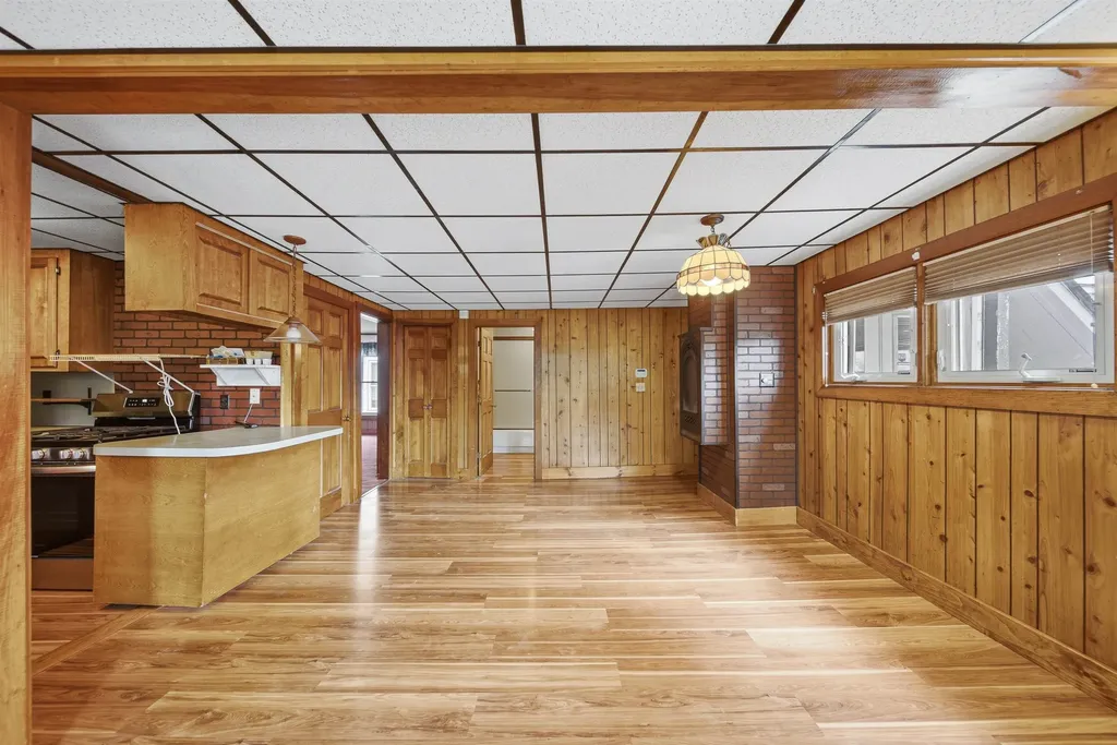 66 Amherst Street Nashua NH 03064