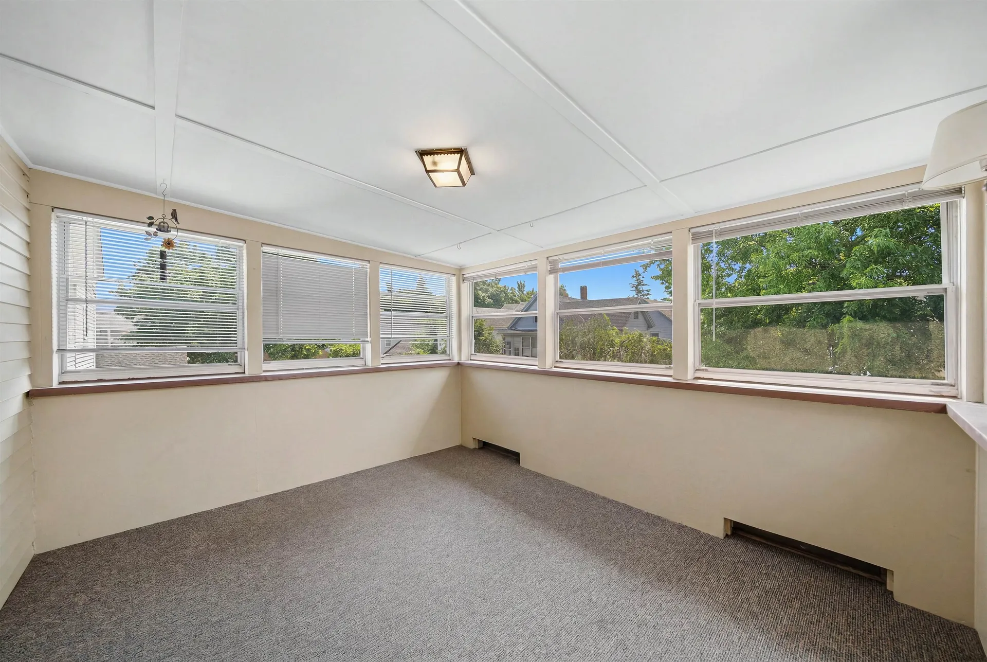66 Amherst Street Nashua NH 03064