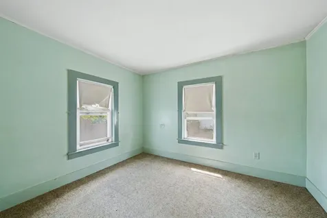 66 Amherst Street Nashua NH 03064