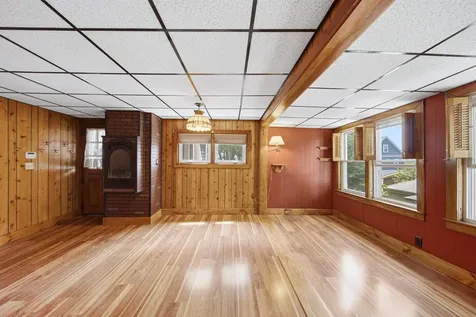 66 Amherst Street Nashua NH 03064