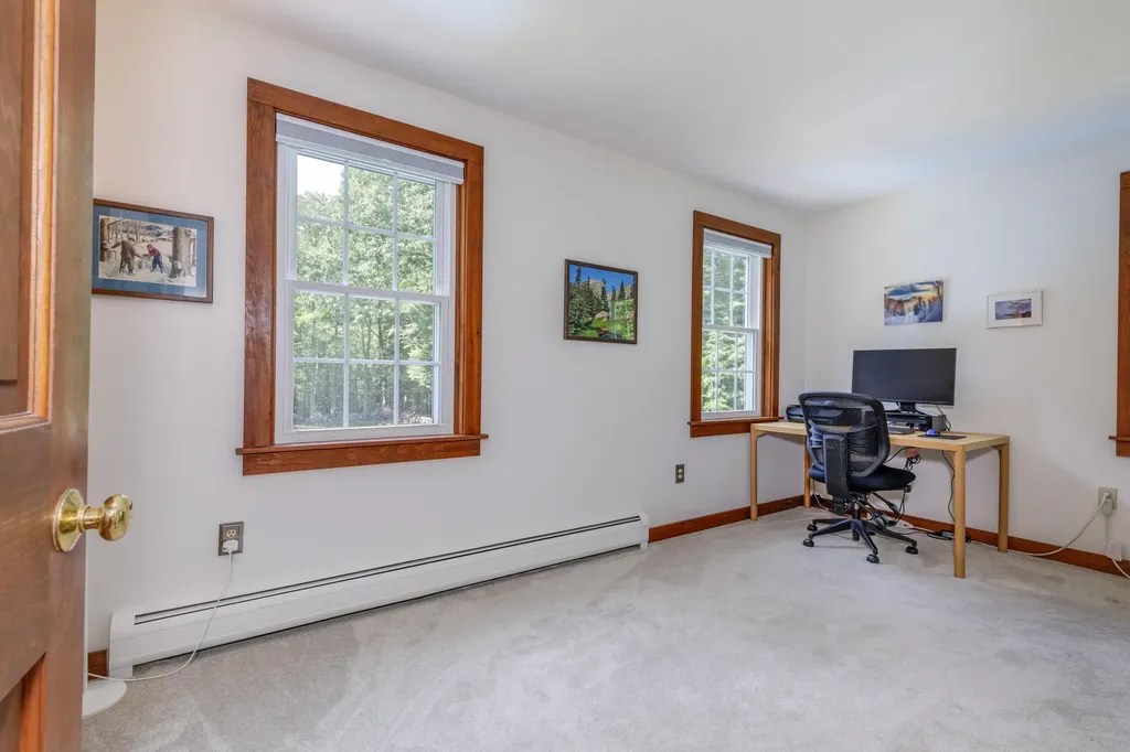 90 Deer Run Road Henniker NH 03242