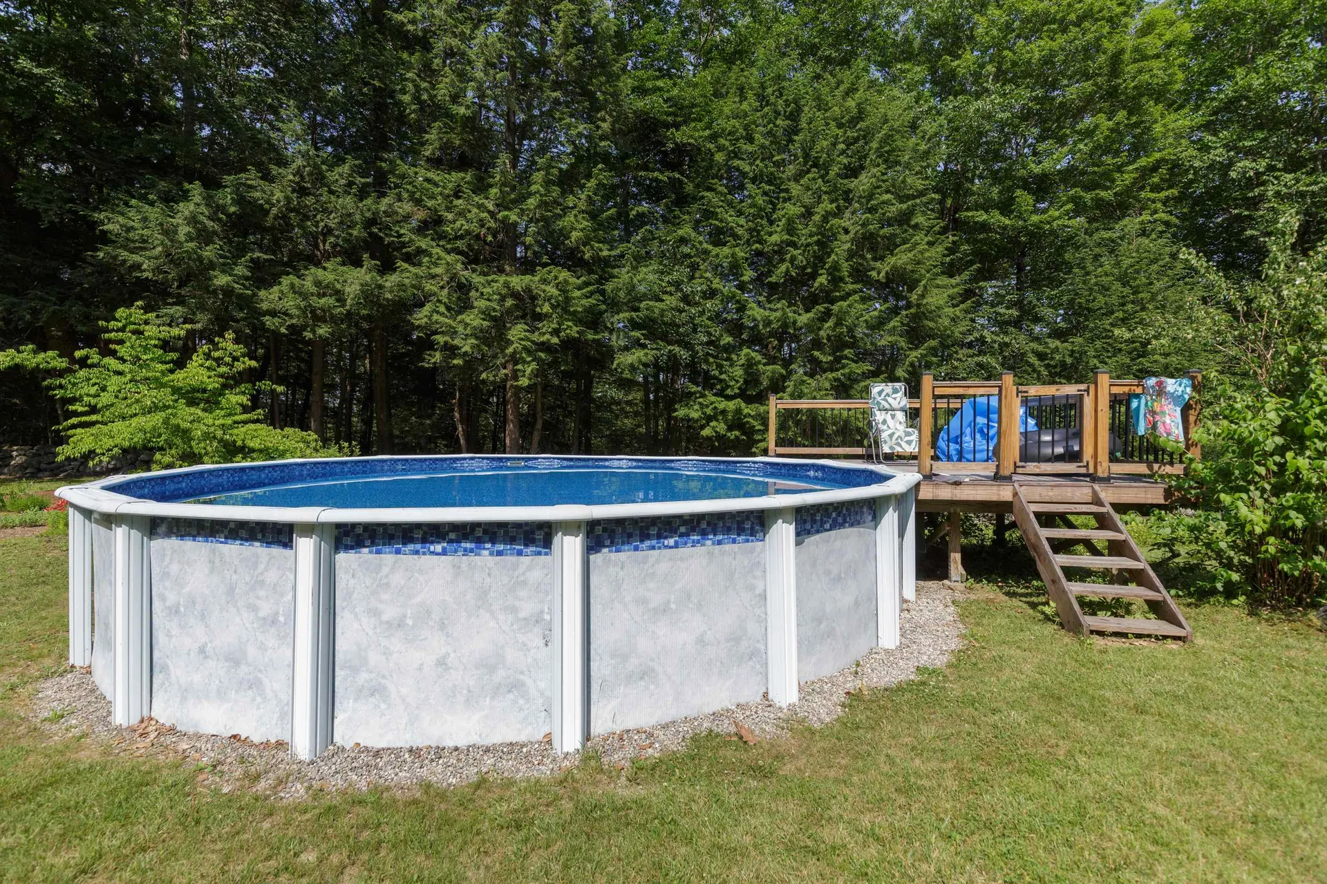 90 Deer Run Road Henniker NH 03242