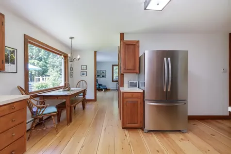90 Deer Run Road Henniker NH 03242
