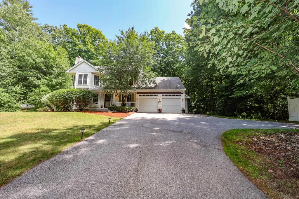 127 Broad Cove Drive Concord NH 03303