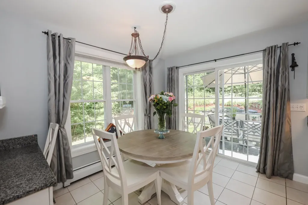 127 Broad Cove Drive Concord NH 03303