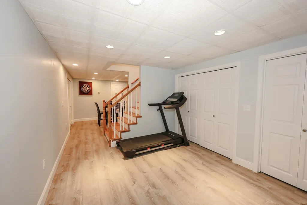 127 Broad Cove Drive Concord NH 03303