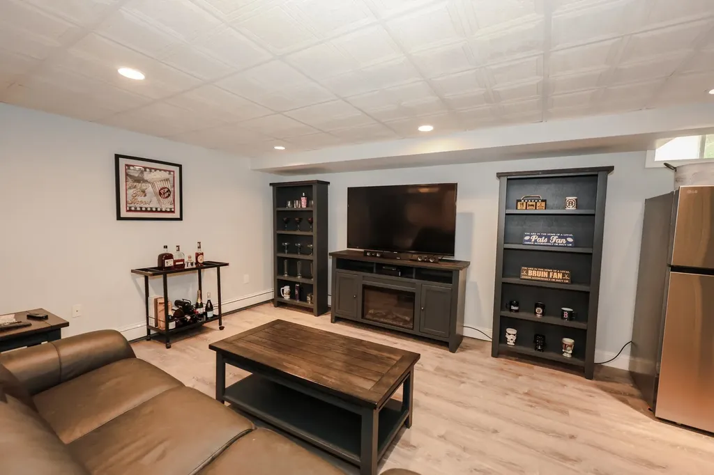 127 Broad Cove Drive Concord NH 03303