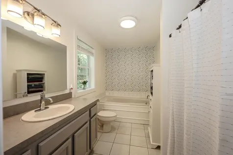 127 Broad Cove Drive Concord NH 03303