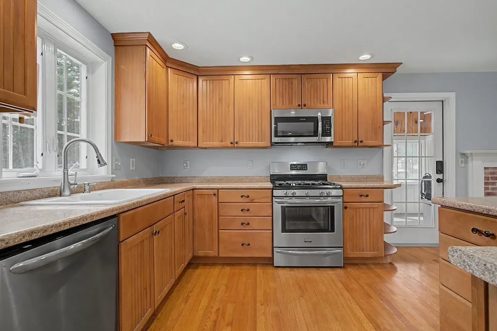 8 James Street Dover NH 03820