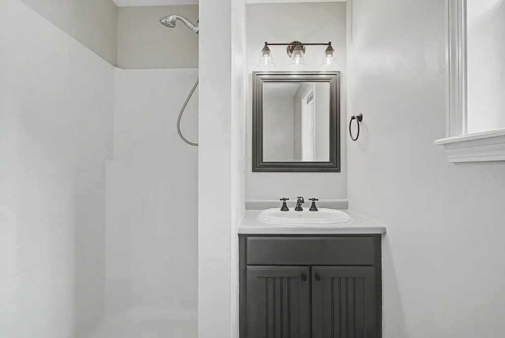8 James Street Dover NH 03820