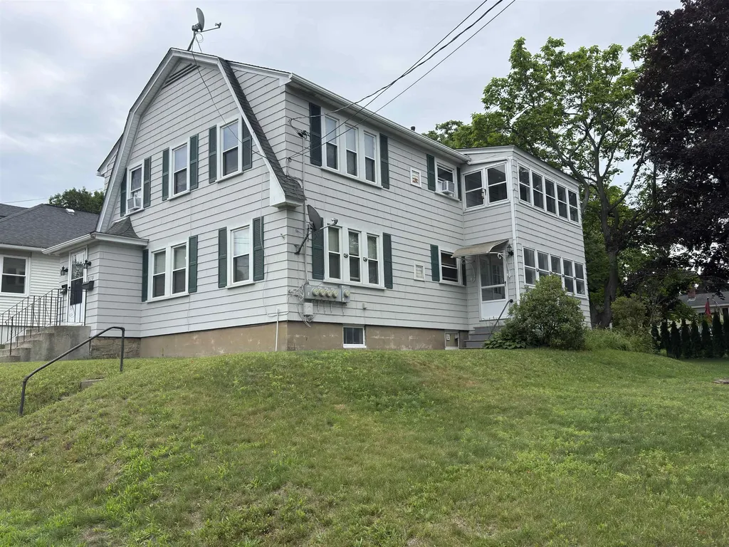 573 Spruce Street Manchester NH 03103