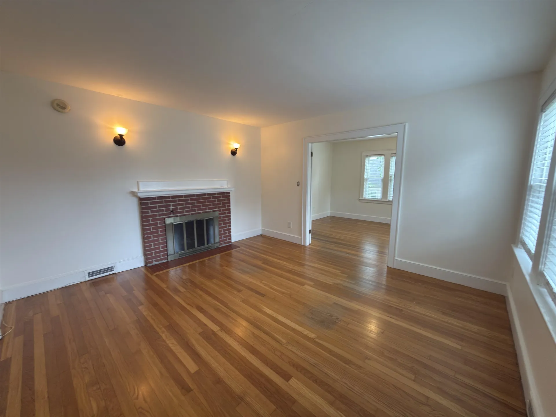 573 Spruce Street Manchester NH 03103