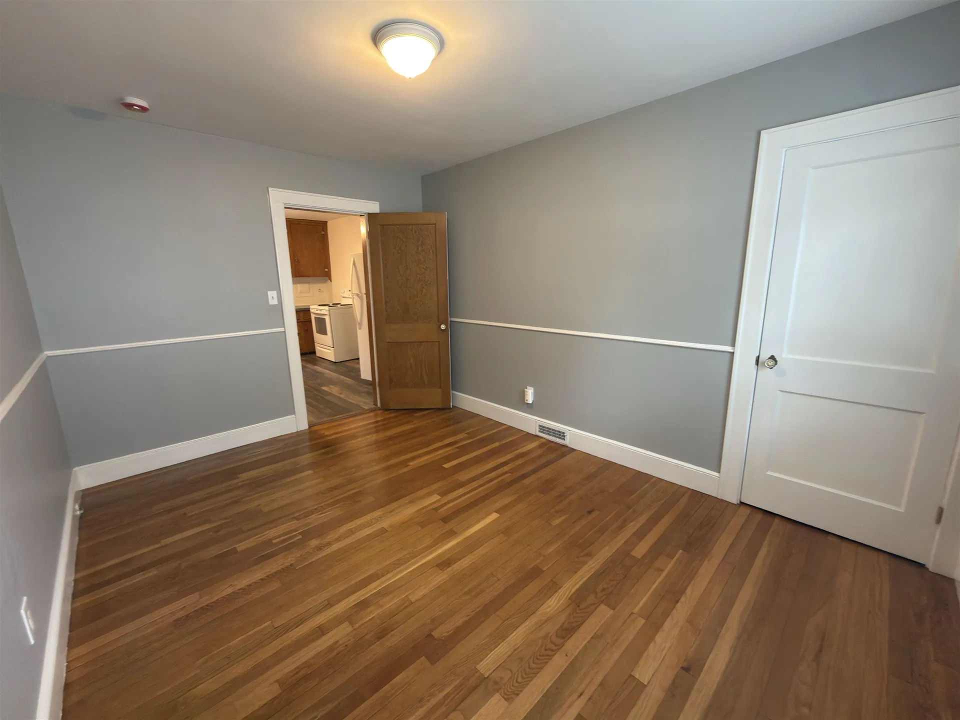 573 Spruce Street Manchester NH 03103