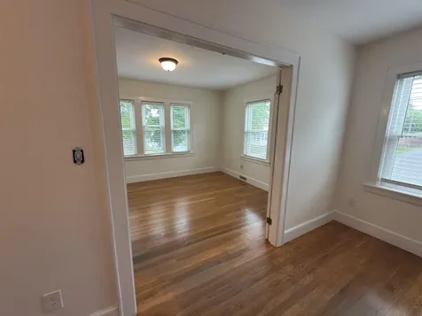 573 Spruce Street Manchester NH 03103
